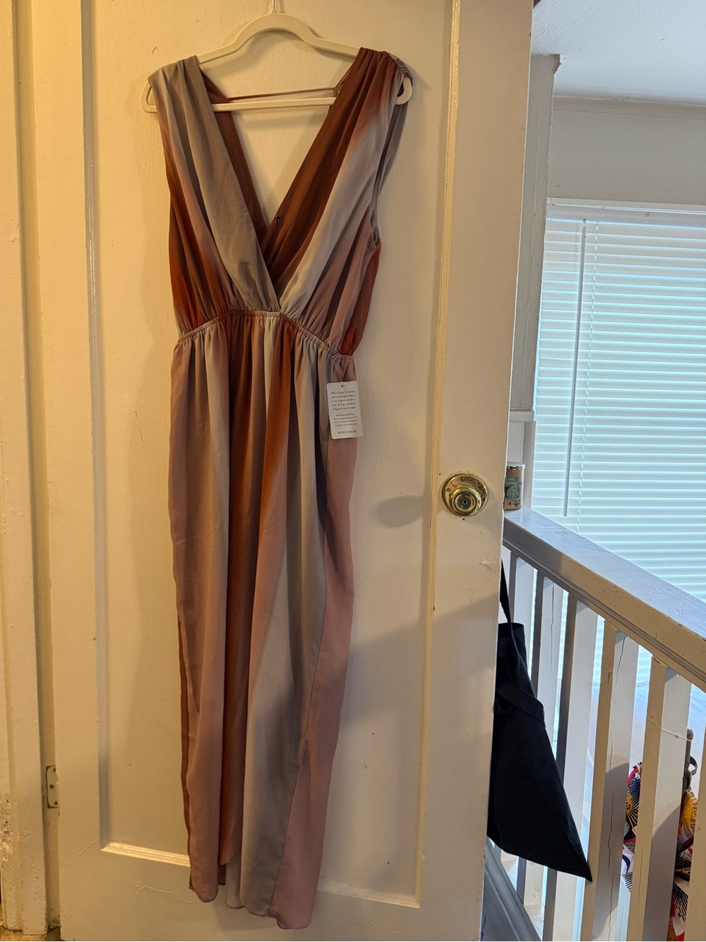 Socialite Sleeveless V-Neck Colorblock Midi Dress in Mauve and Dusty Rose